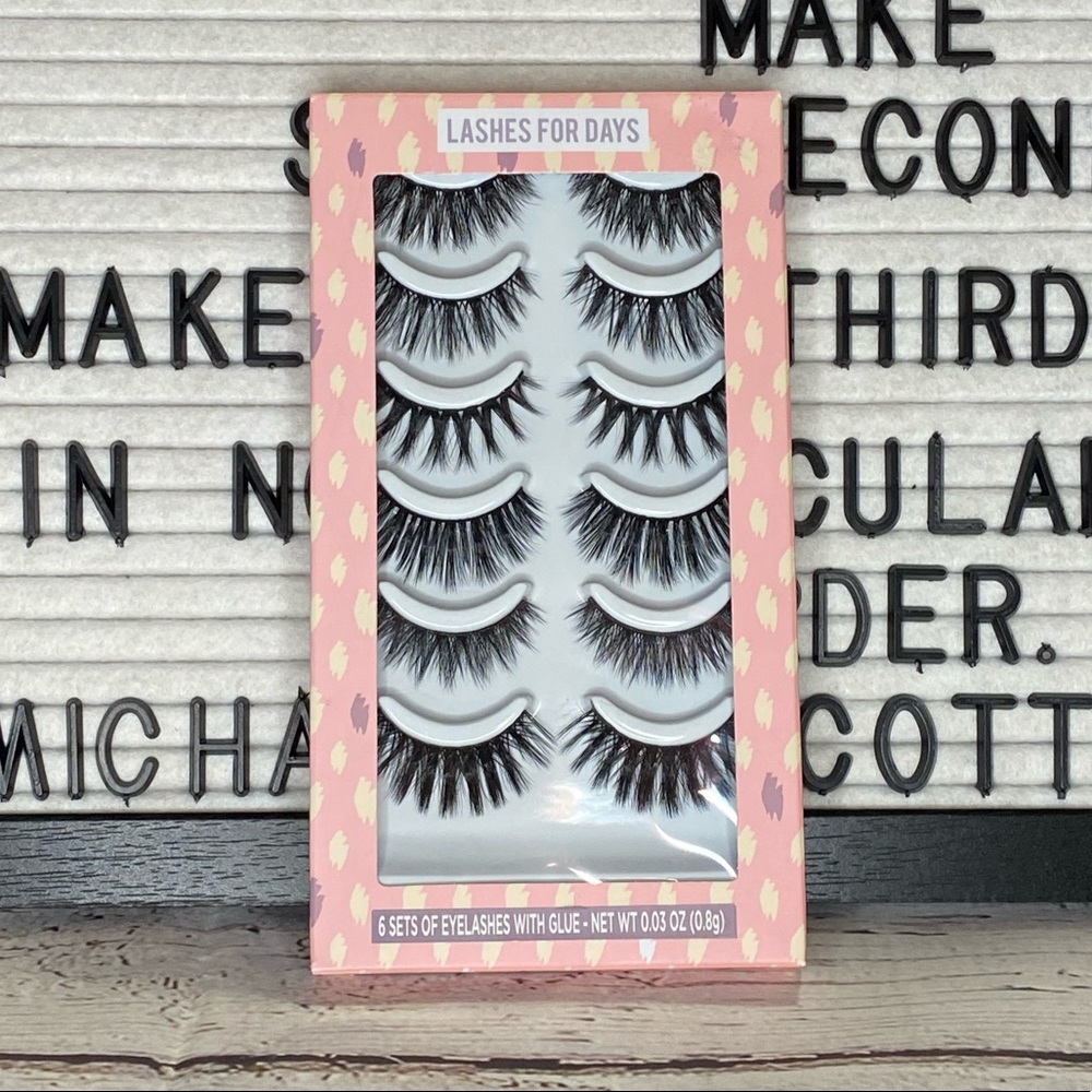 6 sets False lashes with glue